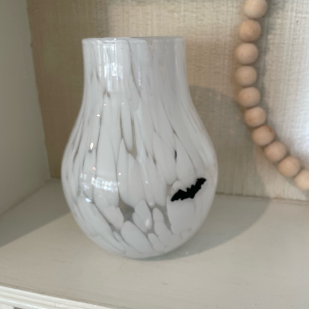 New! Anthropologie The Spooky Icon Confetti Glass Vase in Bat - Picture 6 of 11